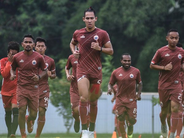 Selama Ramadan Skuat Persija Jakarta Berlatih Malam Hari