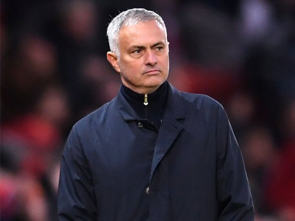 Mourinho Tak Mau Jadi Boneka di MU Sindir Solskjaer Mourinho Tak Mau Jadi Boneka di MU Sindir Solskjaer