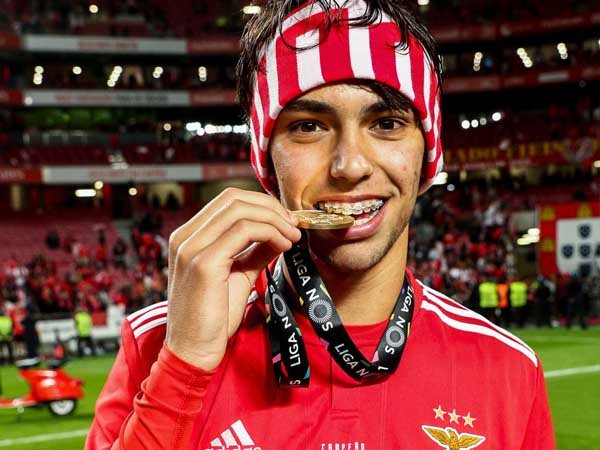 Dikaitkan dengan City, Joao Felix Mengaku Bahagia di Benfica