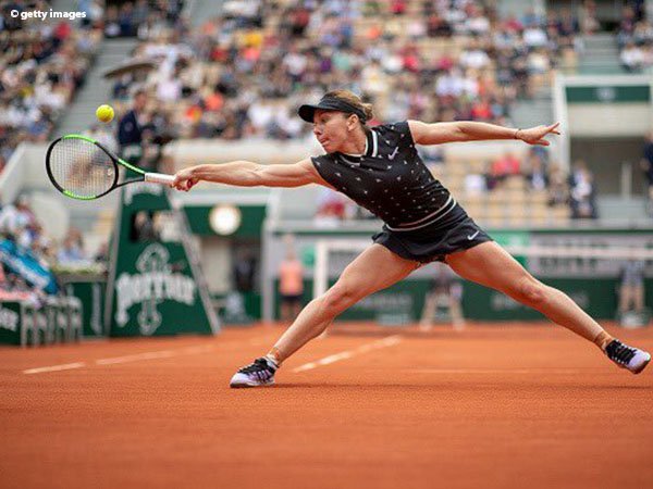 Hasil French Open: Simona Halep Bertahan Dari Amukan Magda Linette