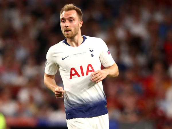 Darren Bent Yakin Fans Tottenham Relakan Kepergian Eriksen