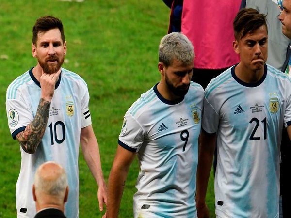 Usai Kandas di Copa America, Masihkah Messi dan Aguero Membela Timnas Argentina?