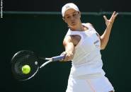 Hasil Wimbledon: Ashleigh Barty Dominasi Alison Van Uytvanck