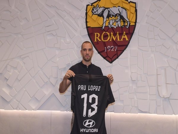 Pau Lopez Tak Bisa Tolak Tawaran dari Roma