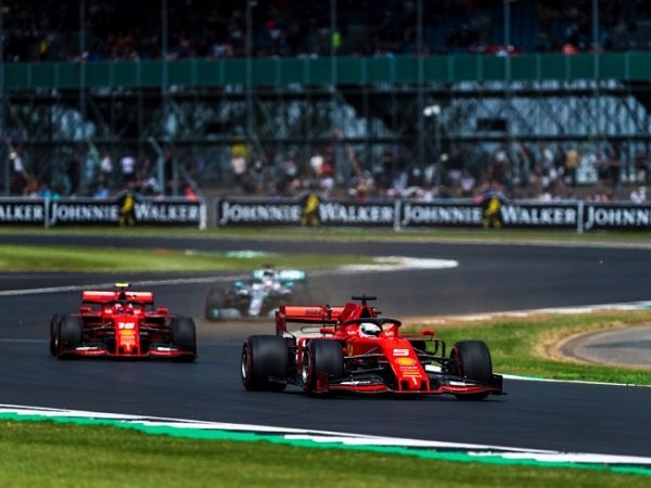 Ferrari Masih Tetap Nomorsatukan Vettel Ketimbang Leclerc