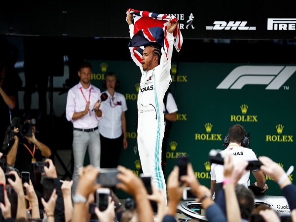 Hasil Race F1 GP Inggris: Terbantu Safety Car, Hamilton Raih Kemenangan di Publik Sendiri