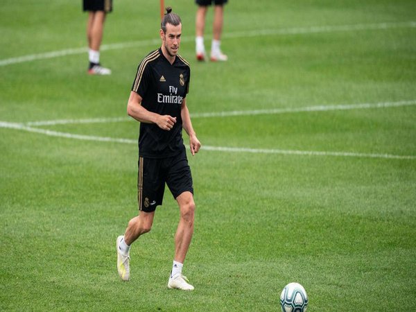 Ramsey Bicara dengan Bahasa Italia, Bale Panen Hujatan