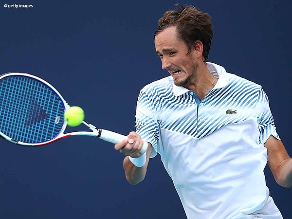 Daniil Medvedev Permalukan Marin Cilic Di Washington