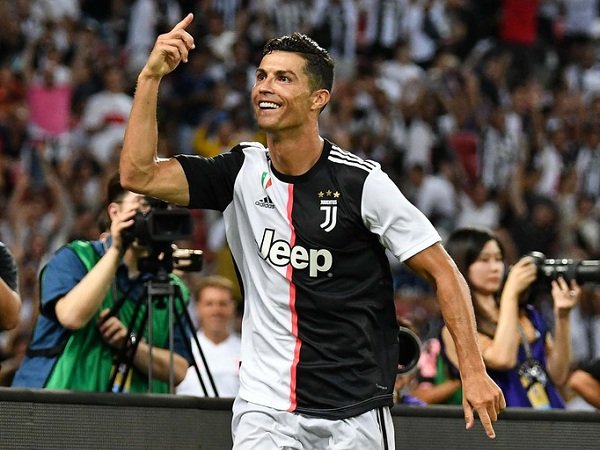 Cristiano Ronaldo Berkisah Tentang Awal Tercipta Selebrasi Ikoniknya