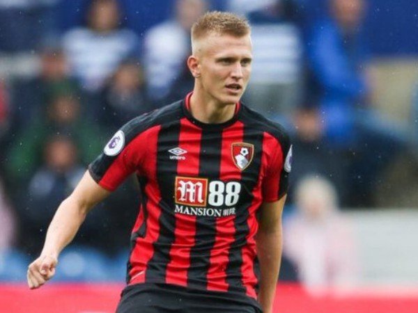 Striker Bournemouth Akan Segera Dipinjamkan ke Swansea