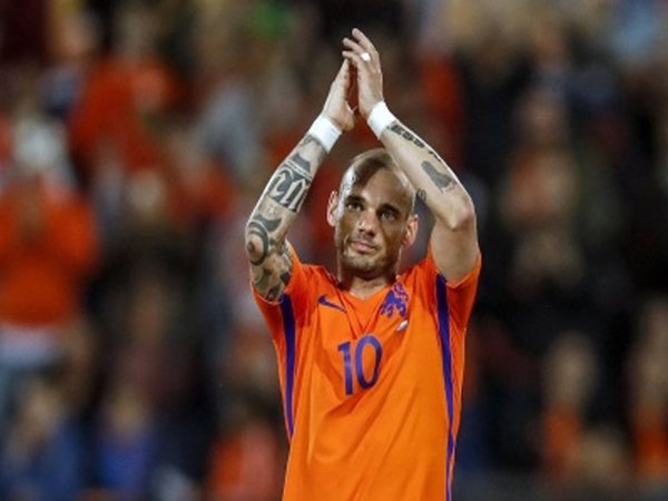 Wesley Sneijder Umumkan Pensiun dari Sepakbola