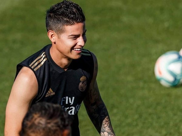 Hasil gambar untuk zidane dan james