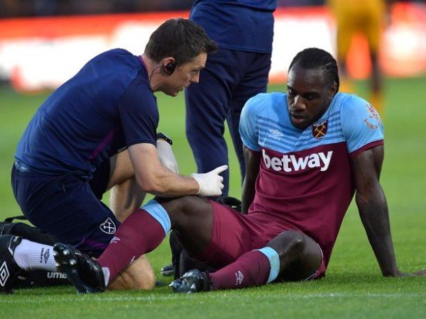 West Ham Bakal Periksa Ulang Cedera Michail Antonio