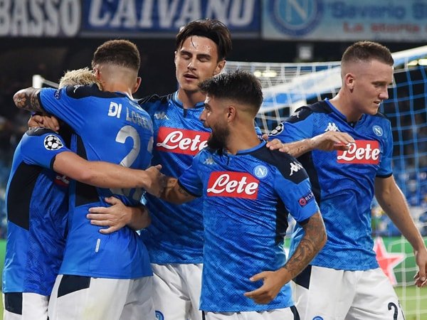 Klopp Nilai Napoli Dapat Menangkan Liga Champions