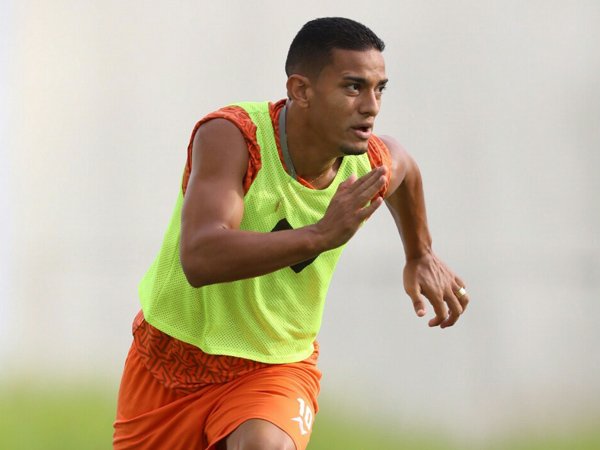 Lerby Absen, Borneo FC Andalkan Renan Silva di Markas Persebaya