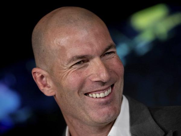 Lagi! Zidane Berselisih Dengan Florentino Perez