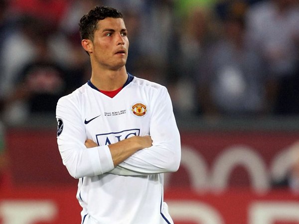 Bukan Ronaldo, Inilah Rekan Terbaik Tim Howard di Man United