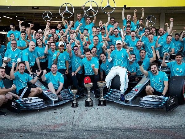 Hamilton Sebut Gelar Konstruktor Mercedes di F1 2019 Kurang Berkesan
