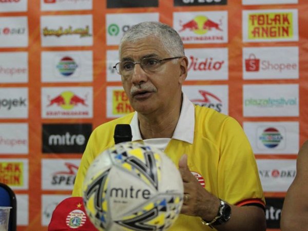 Pelatih Persija Kutip Kalimat Motivasi Barack Obama Untuk Kalahkan Semen Padang FC