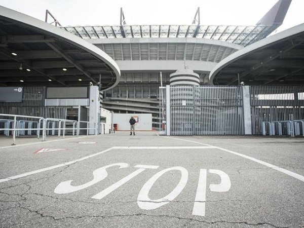 Lanjutkan Proyek Stadion Baru, Duo Milan Temui Pengawas Kota