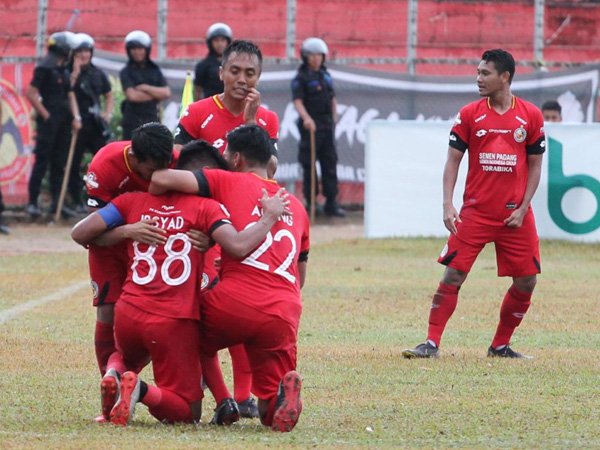 Tantang Bhayangkara FC, Semen Padang FC Harus Lebih Berani Kuasai Bola