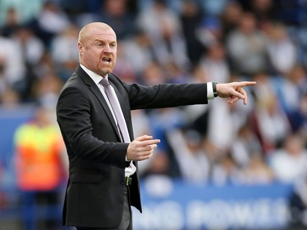 Perihal Komentar Diving, Pelatih Burnley Diperingatkan Manajer Terkenal