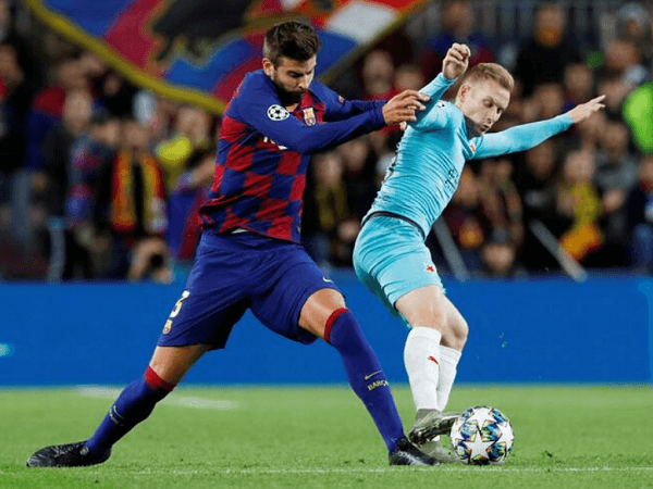 Gerard Pique Minta Para Fans Bersabar Terhadap Barcelona