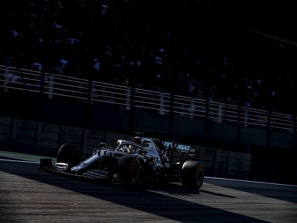 Hasil FP3 F1 GP Brasil: Lewis Hamilton Mulai Tunjukkan Performa Apik