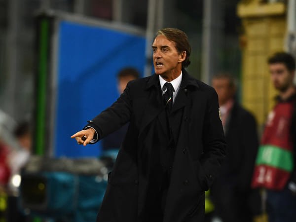 Roberto Mancini Nilai Tim Rival Takut Hadapi Italia