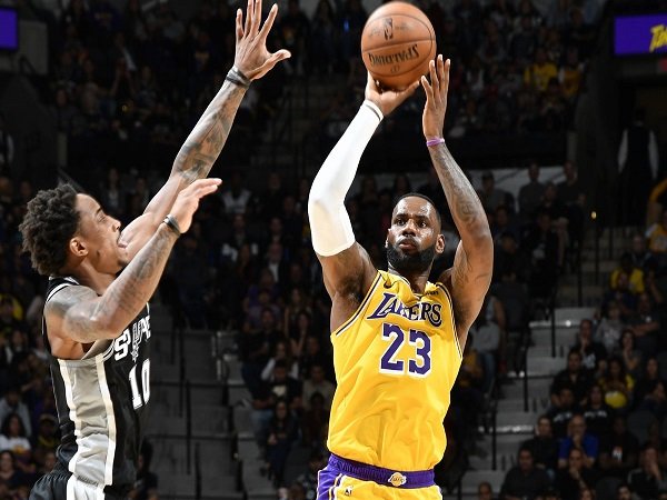 Masih Tak Terbendung, Los Angeles Lakers Lagi-Lagi Kalahkan San Antonio Spurs