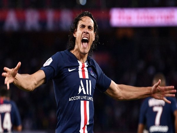 Krisis Striker, Atletico Incar Servis Cavani?