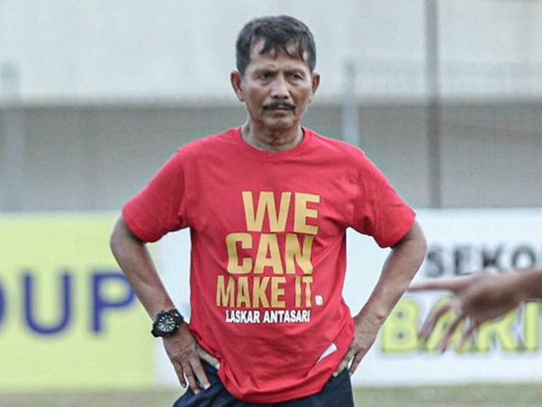 Djanur Enggan Remehkan Semen Padang FC