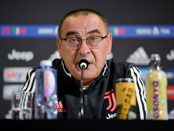 Khedira Absen Tiga Bulan, Sarri Indikasikan Juventus Beli Gelandang Baru