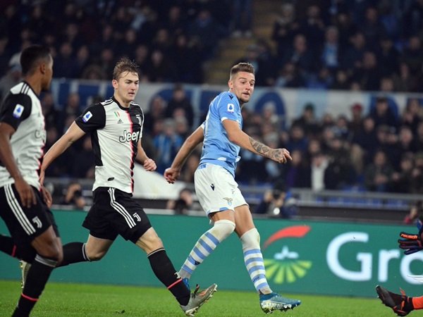 Milinkovic-Savic Sulit Jelaskan Gol Fantastiknya ke Gawang Juventus