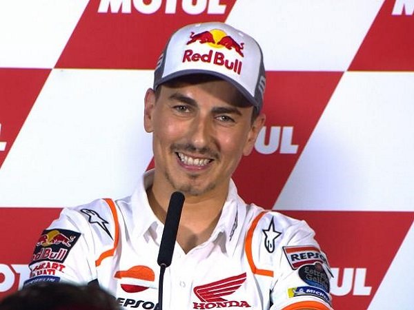 Lorenzo Isyaratkan Masih Buka Peluang Terjun ke MotoGP Lagi