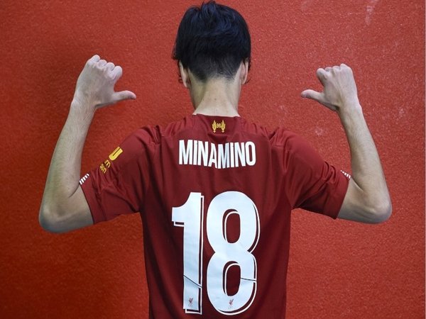 Liverpool Resmikan Transfer Takumi Minamino dari RB Salzburg
