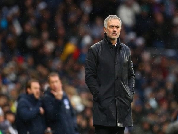 Jelang vs Southampton, Mourinho Kembali Singgung Rapuhnya Pertahanan Tottenham