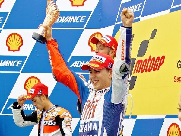 Lorenzo Sangat Bangga Dinobatkan Jadi Legenda MotoGP