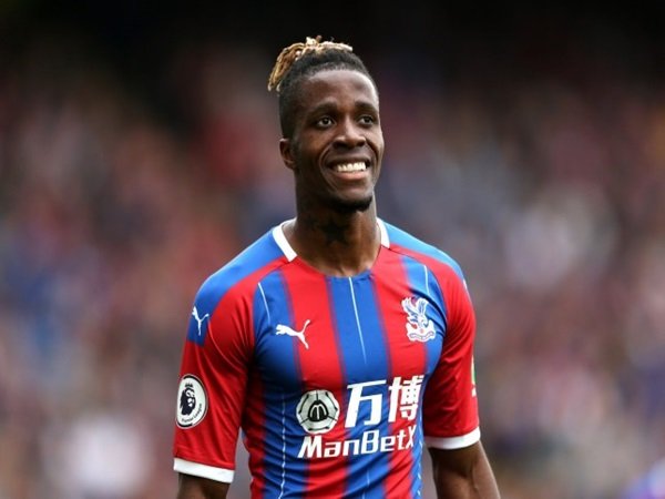 Agen Baru Coba Dekatkan Zaha ke Tottenham