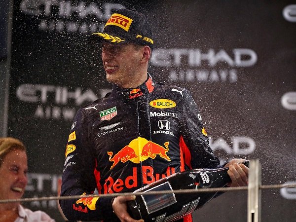 Bahagianya Verstappen Perpanjang Kontrak Dengan Red Bull
