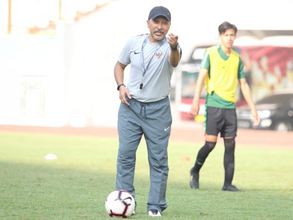 Fakhri Husaini Meradang, Sebut PSSI Lecehkan Pelatih Lokal