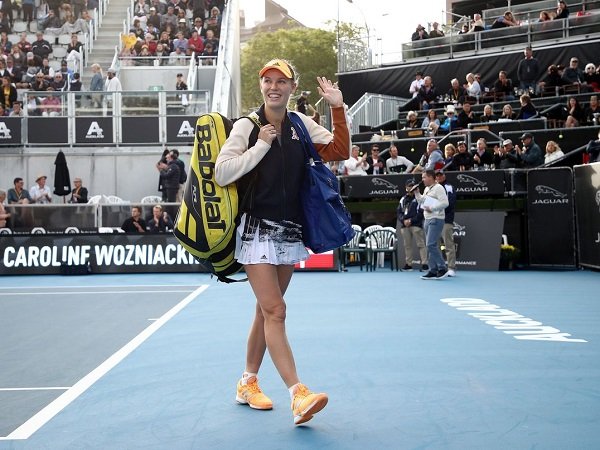Caroline Wozniacki Pulangkan Juara Bertahan Di Auckland Dengan Tangan Hampa