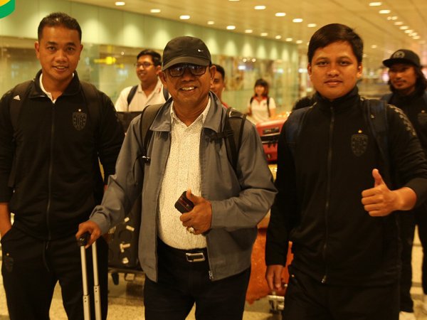 Lisensi Teco Bermasalah, Emral Abus Akan Jadi Pelatih Bali United di LCA
