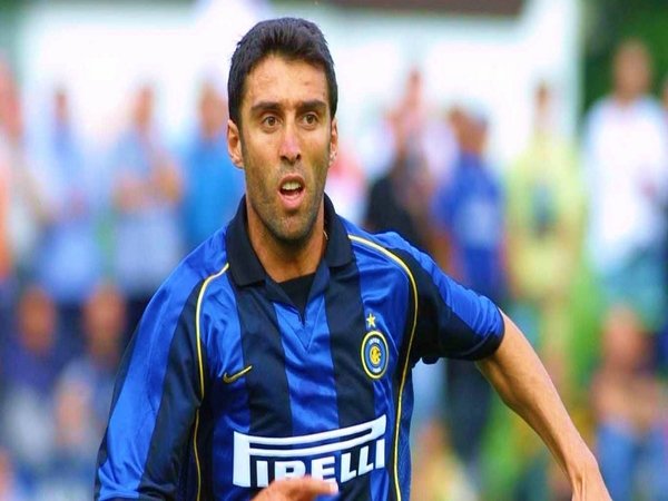 Kisah Hakan Sukur, Legenda Inter yang Kini Jadi Sopir Taksi Online