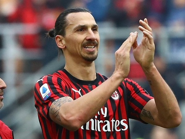 Masa Depan Belum Pasti, Satu Klausul Ini Bakal Otomatis Memperpanjang Kontrak Ibrahimovic Bersama Milan