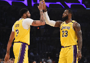 Duet LeBron-Davis Panas, Lakers Pukul Mundur Grizzlies
