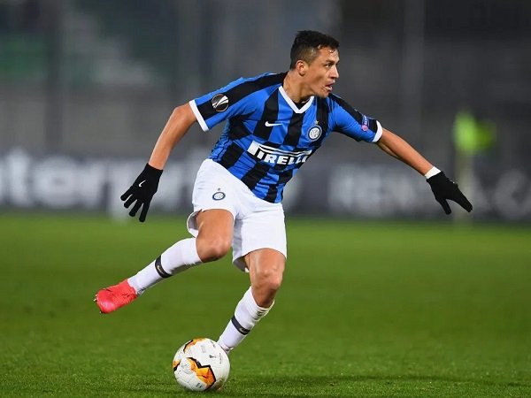 Jika Ingin Bertahan, Sanchez Harus Mau Digaji Rendah Oleh Inter Milan