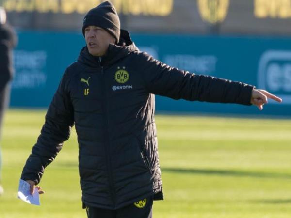 Favre Terancam Dipecat Jika Dortmund Gagal Menangkan Bundesliga