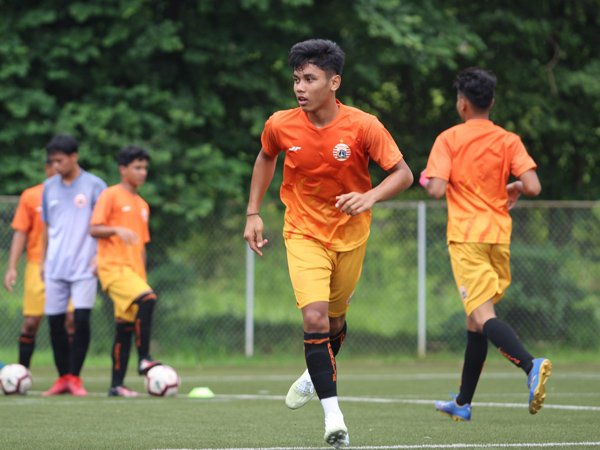 TC Timnas U-19 Batal, Pemain Muda Persija Berlatih Mandiri Sesuai Arahan Pelatih