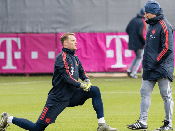 Hansi Fick Berharap Manuel Neuer Perpanjang Kontrak di Bayern Munich